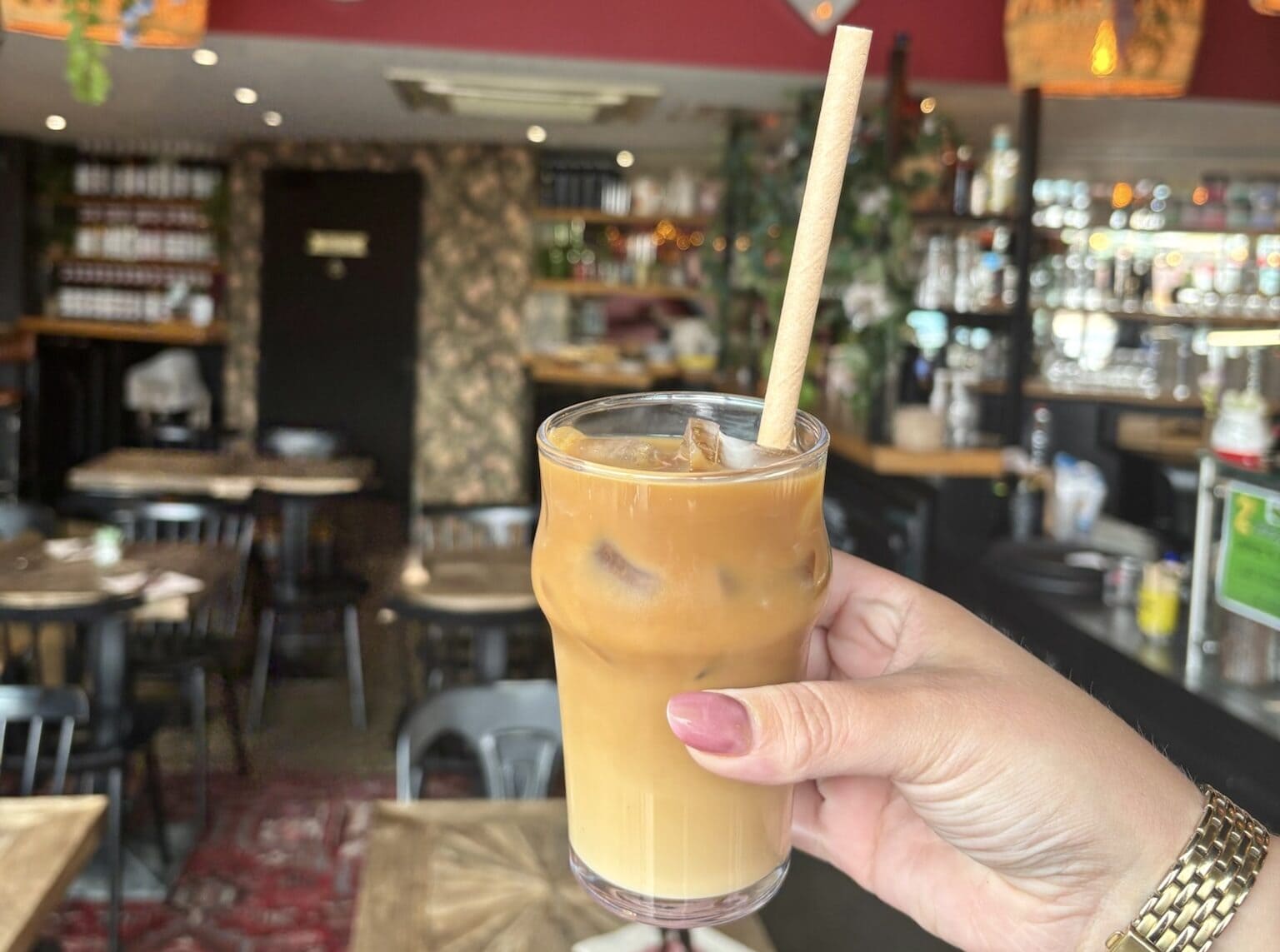 Café glacé, douceur italienne au restaurant O'Bello au centre commercial Waves de Moulins-lès-Metz