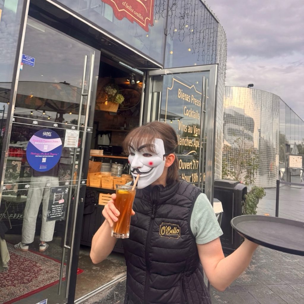 Instagram post from o_bello_waves. This post is in position 1.